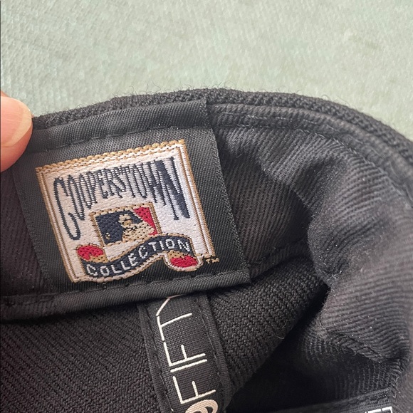 New Era Black and Purple Tampa Bay Logo Cap - Picture 5 of 6